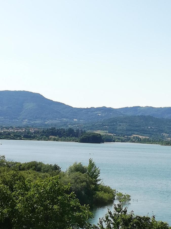 Il Lago Del Mugello B&B Barberino di Mugello Eksteriør billede
